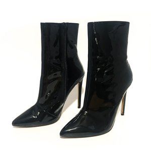 Steve Madden Wagner Black Stiletto Bootie Boots